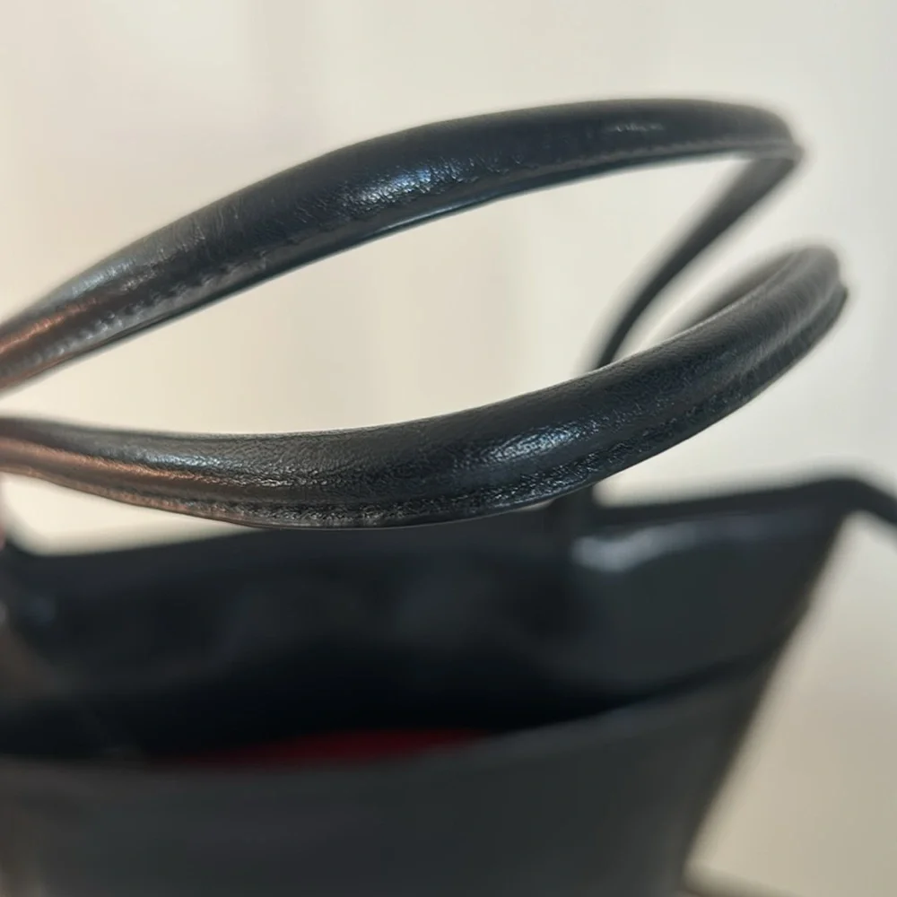 HOBO International New Carlotta Shiny Black Leather Shoulder Bag - Picture 8 of 15